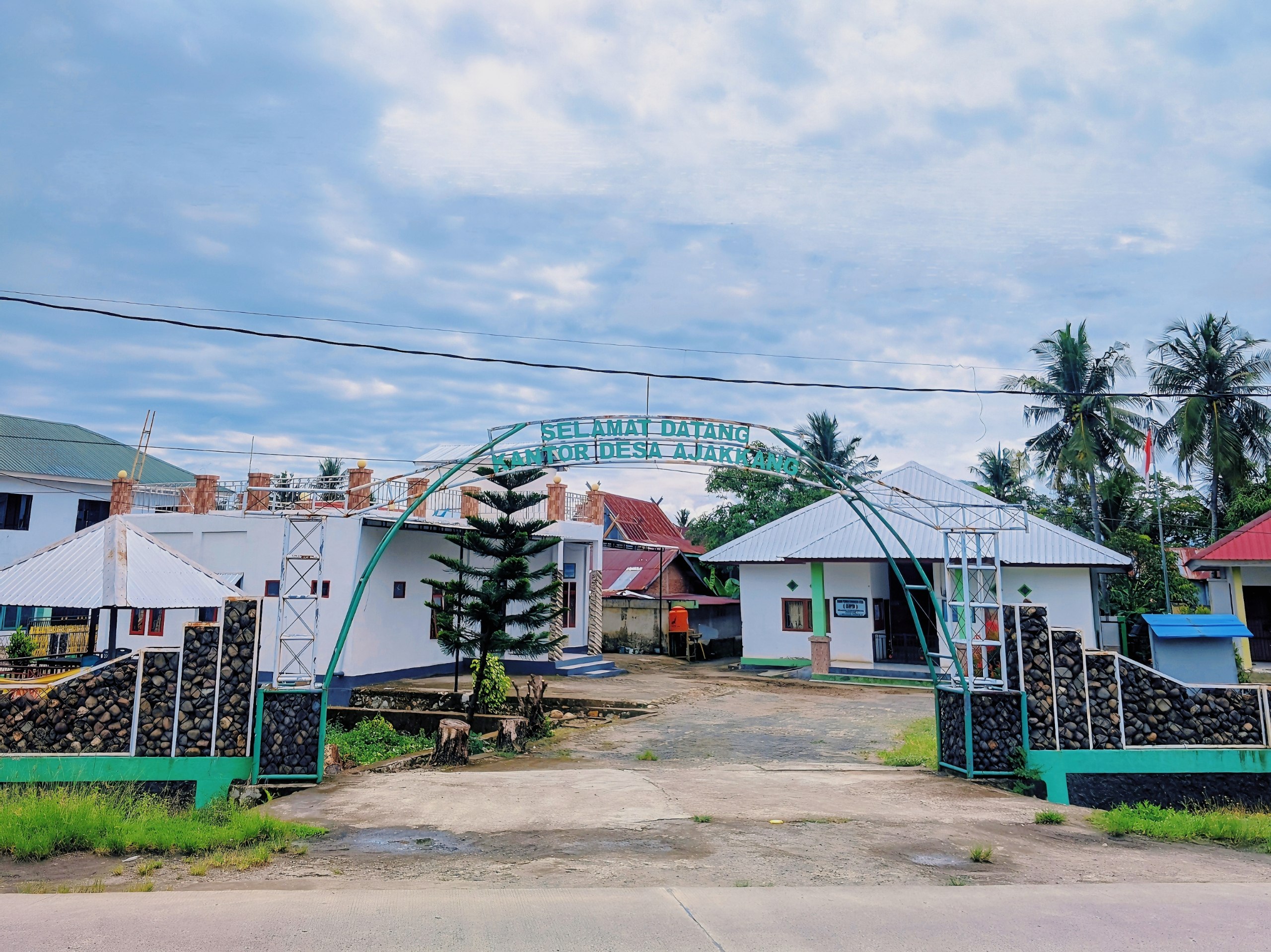 Pemandangan Desa Ajakkang